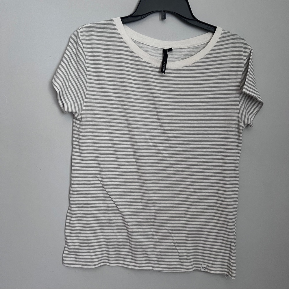 Joe's Jeans Fitted Short Sleeve White and Gray Striped Tee Size M EUC